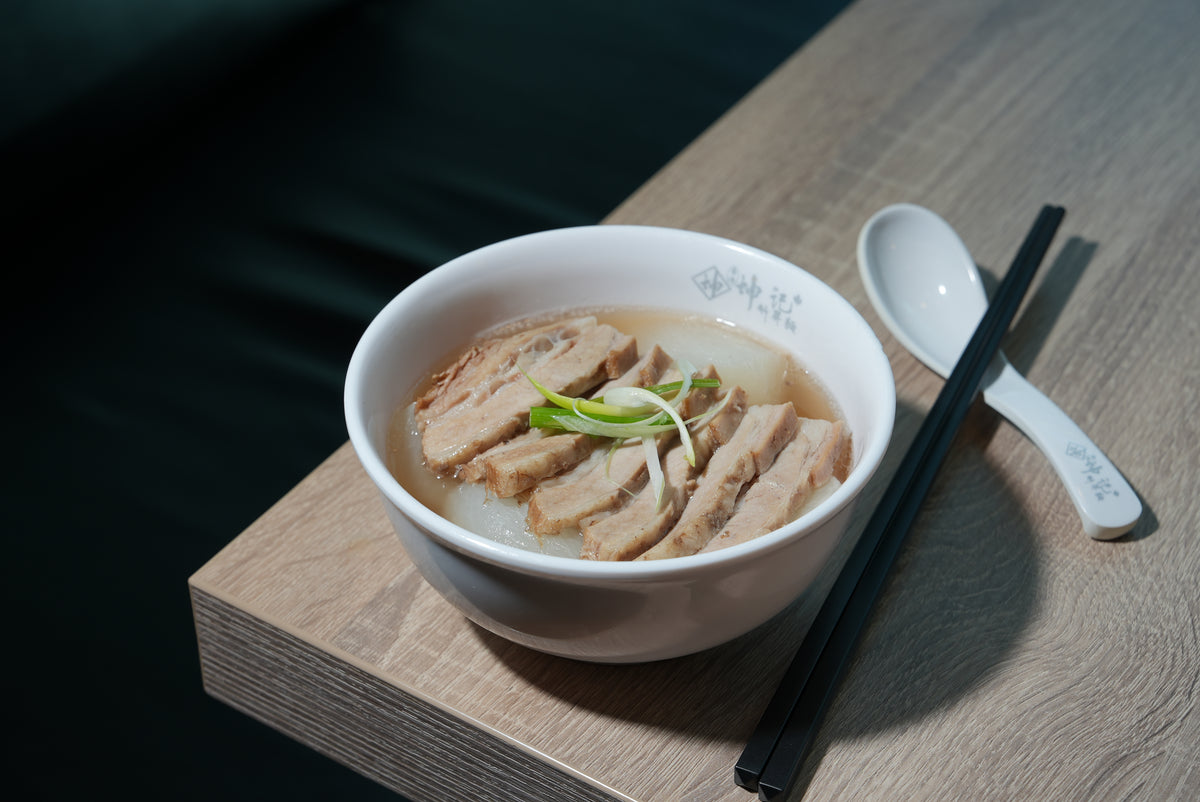 Clear Broth Veal Beef Brisket